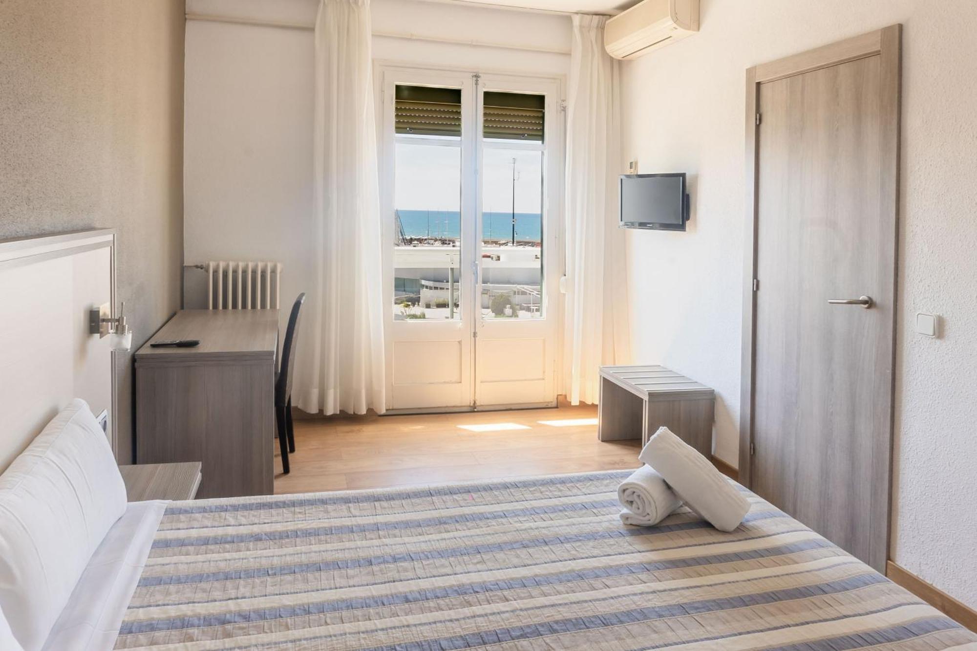 Planas Hotel 3*