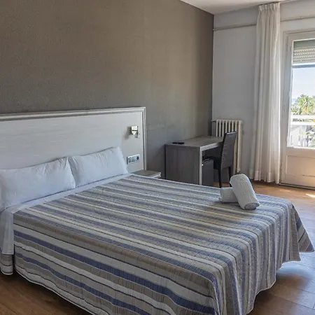 Hotel Planas Salou Exterior photo